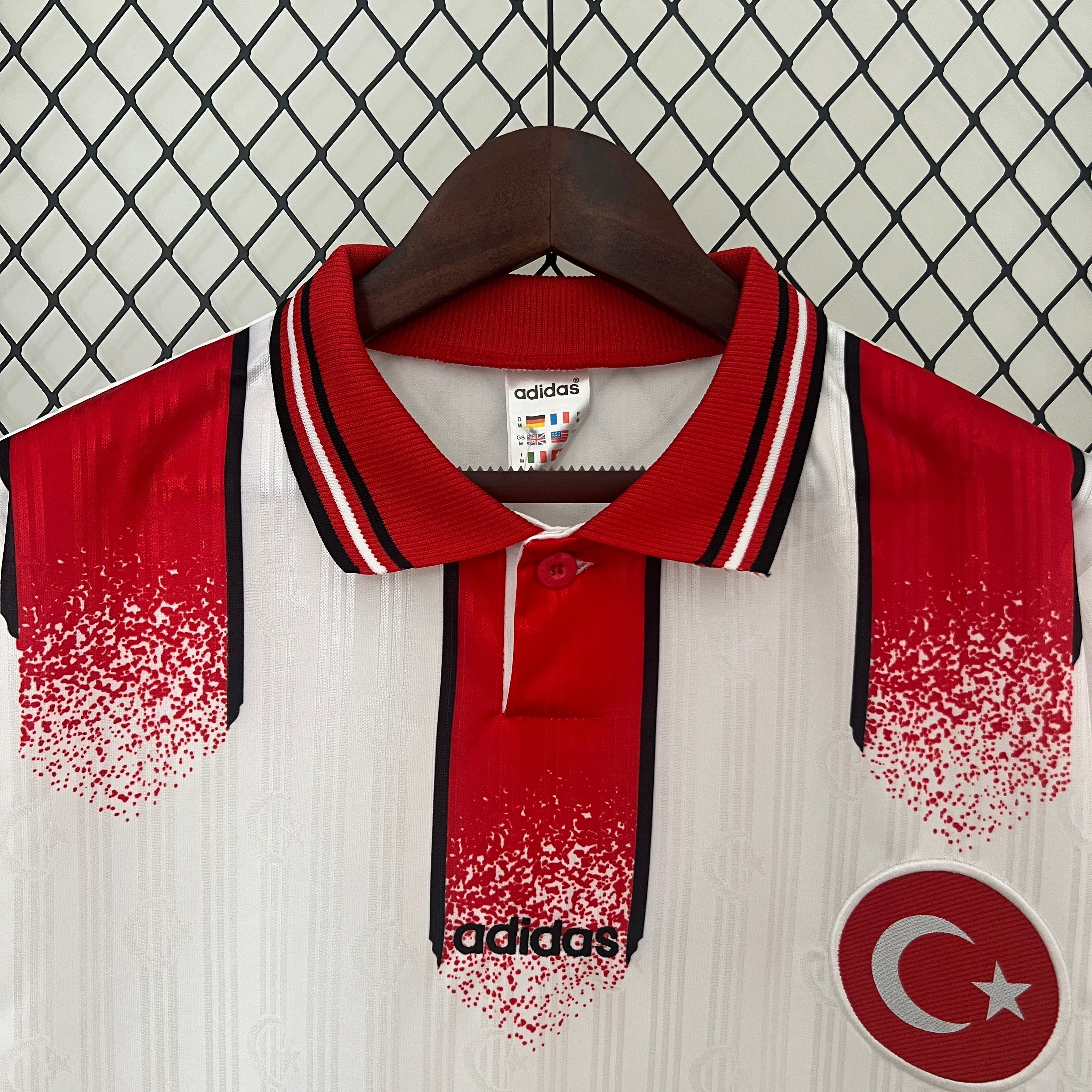 BAJO ENCARGO TURQUÍA VISITA RETRO 1996 VERSIÓN FAN