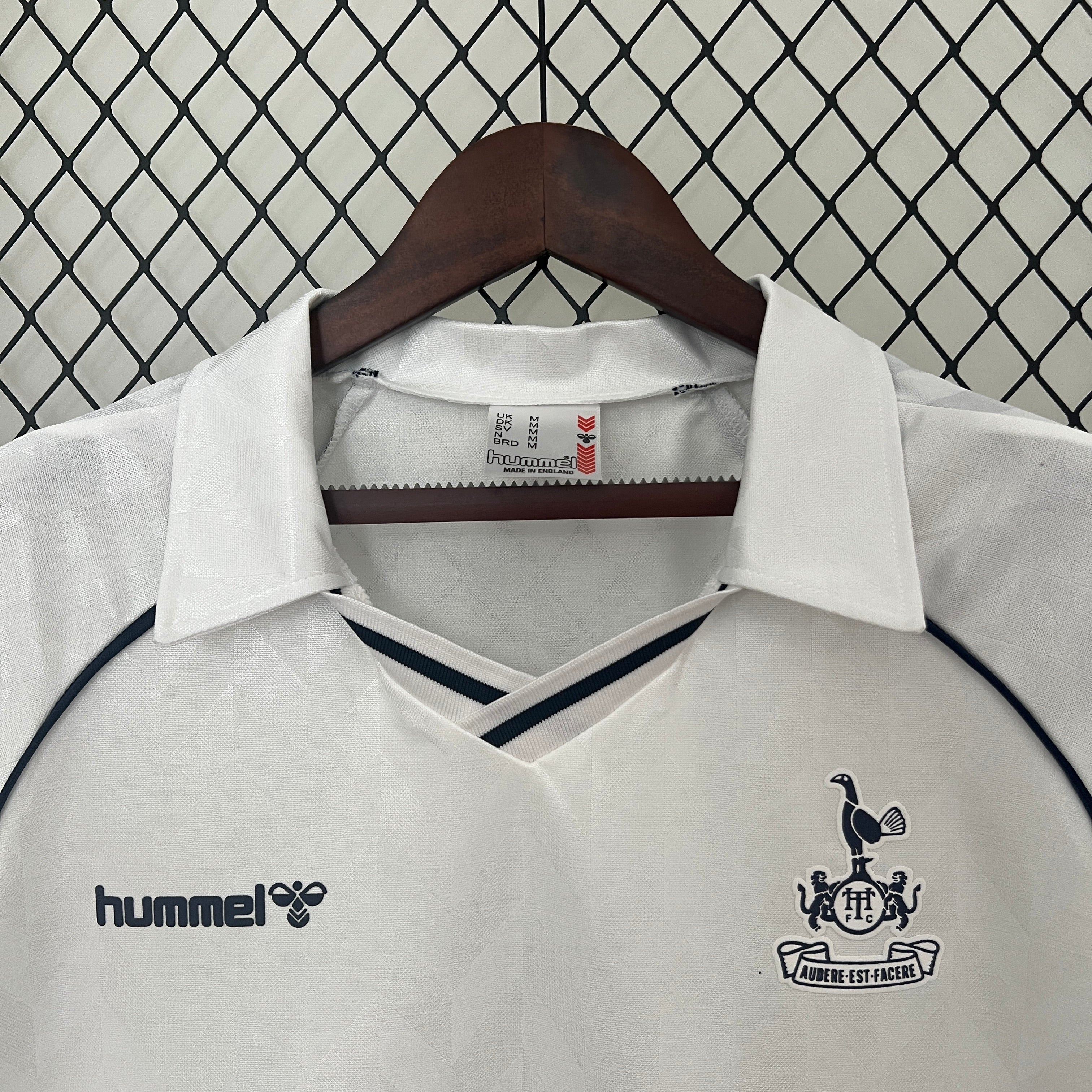 BAJO ENCARGO TOTTENHAM LOCAL RETRO 1987/89 VERSIÓN FAN