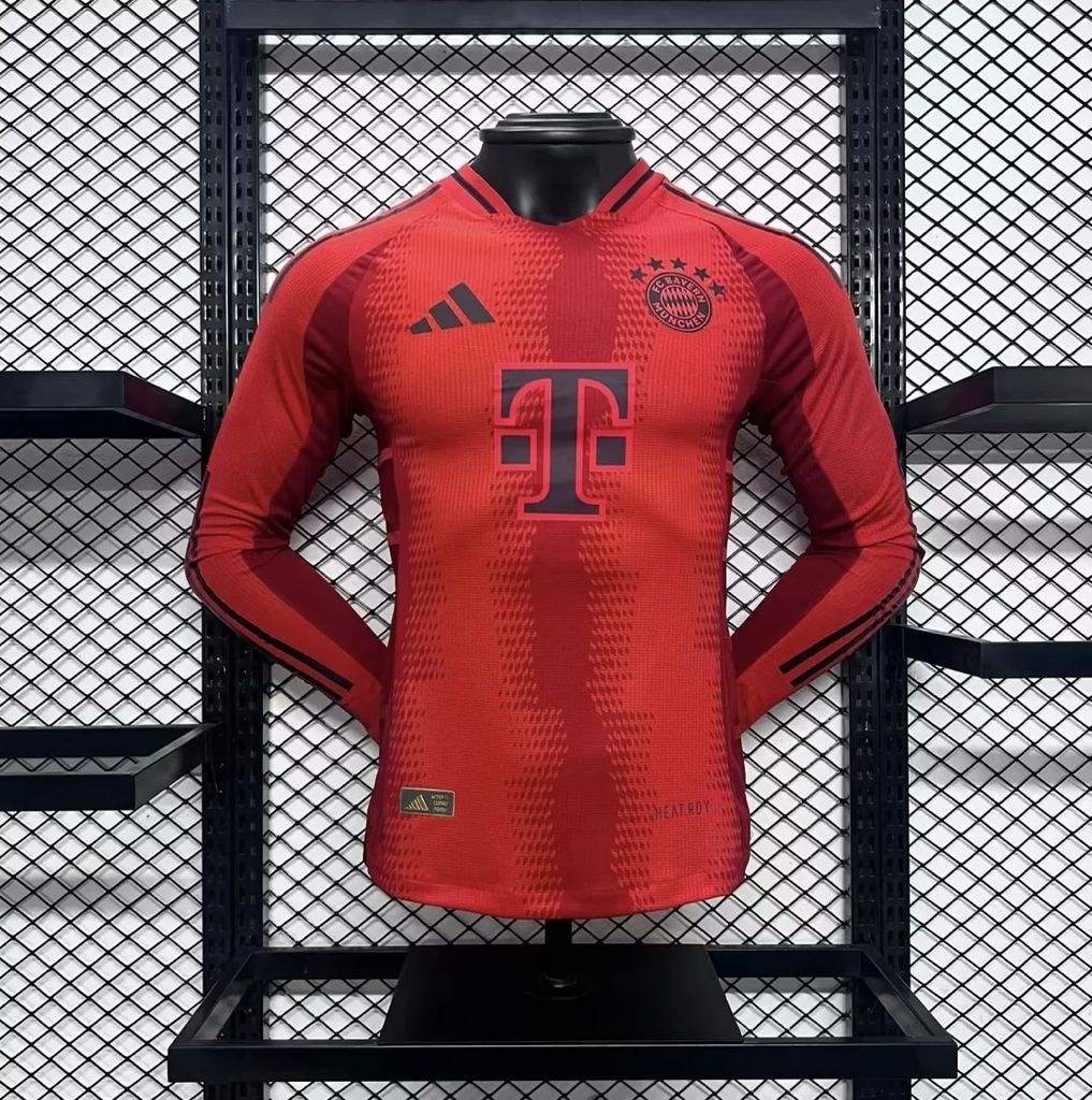 BAJO ENCARGO BAYERN MUNICH LOCAL MANGA LARGA 2024/25 VERSIÓN JUGADOR