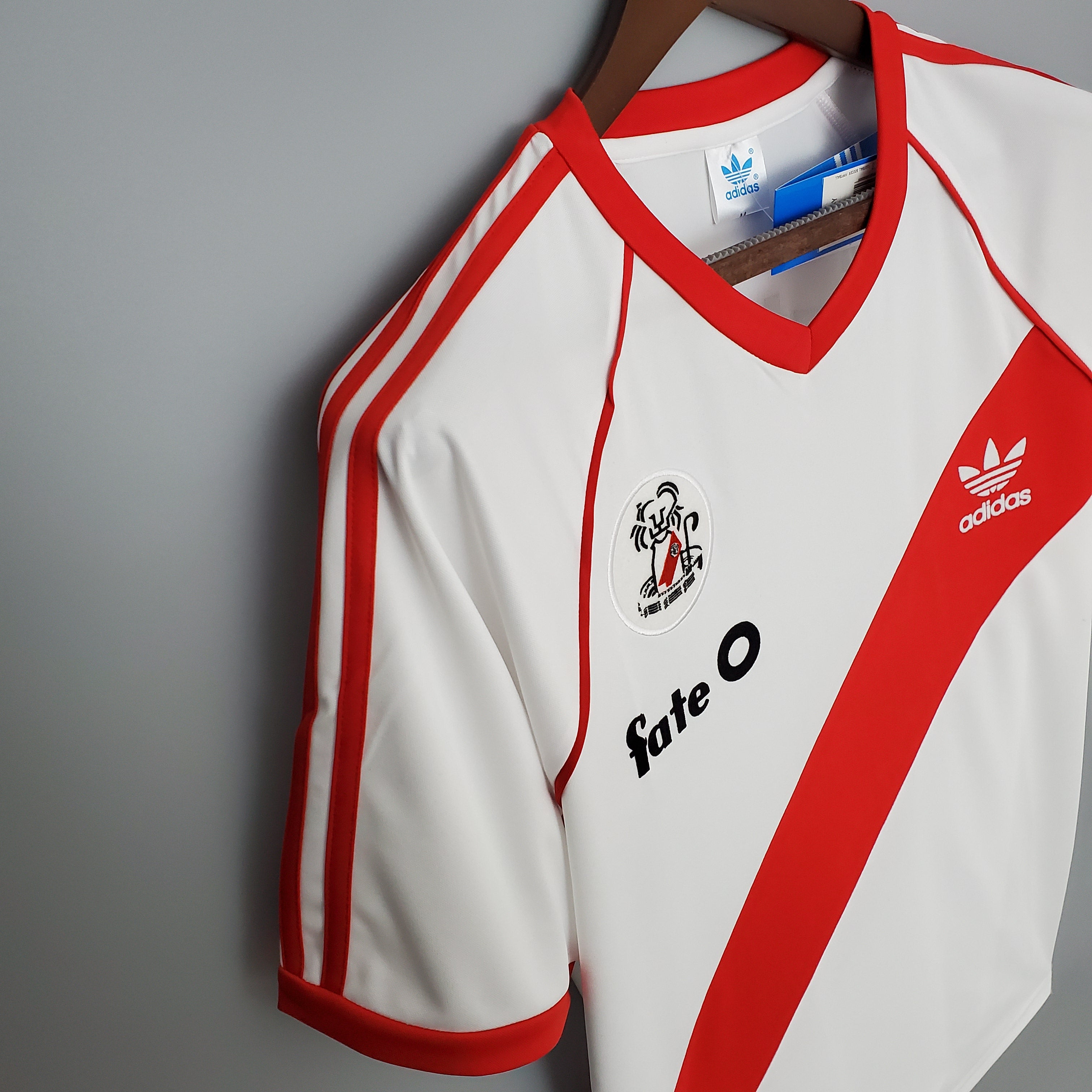 BAJO ENCARGO RIVER PLATE LOCAL RETRO 1986 VERSIÓN FAN