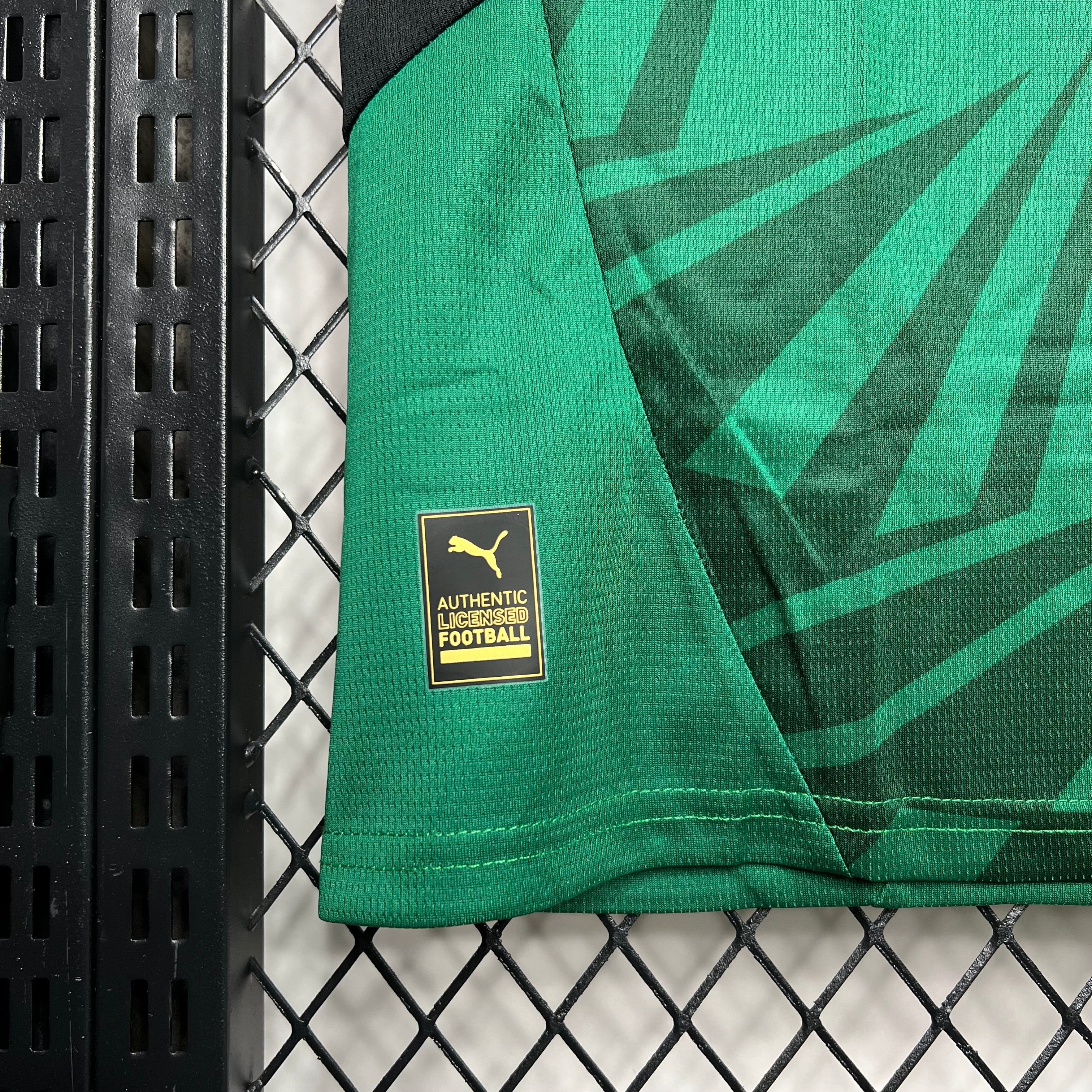 BAJO ENCARGO BORUSSIA MONCHENGLADBACH VISITA 2024/25 VERSIÓN FAN