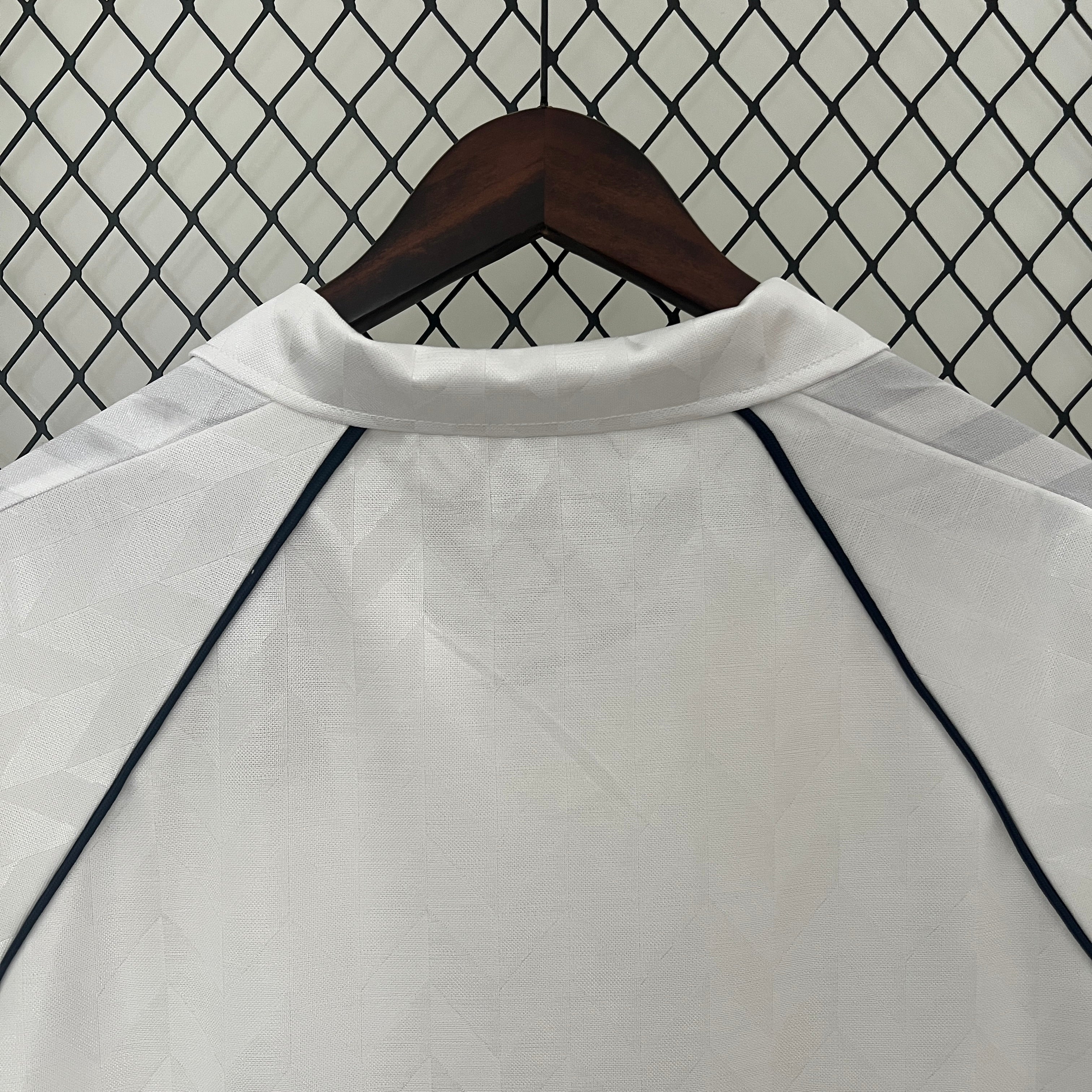 BAJO ENCARGO TOTTENHAM LOCAL RETRO 1987/89 VERSIÓN FAN
