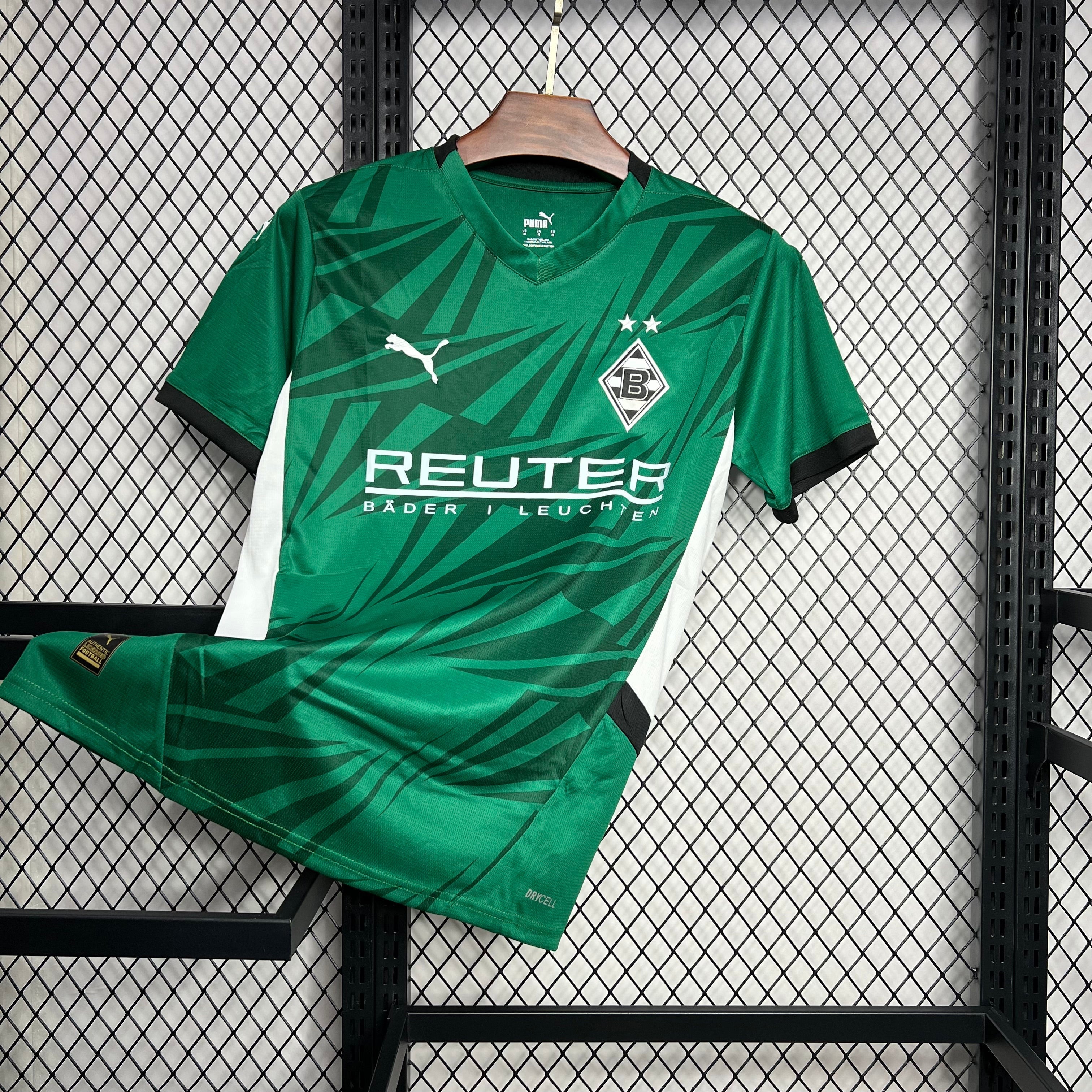 BAJO ENCARGO BORUSSIA MONCHENGLADBACH VISITA 2024/25 VERSIÓN FAN