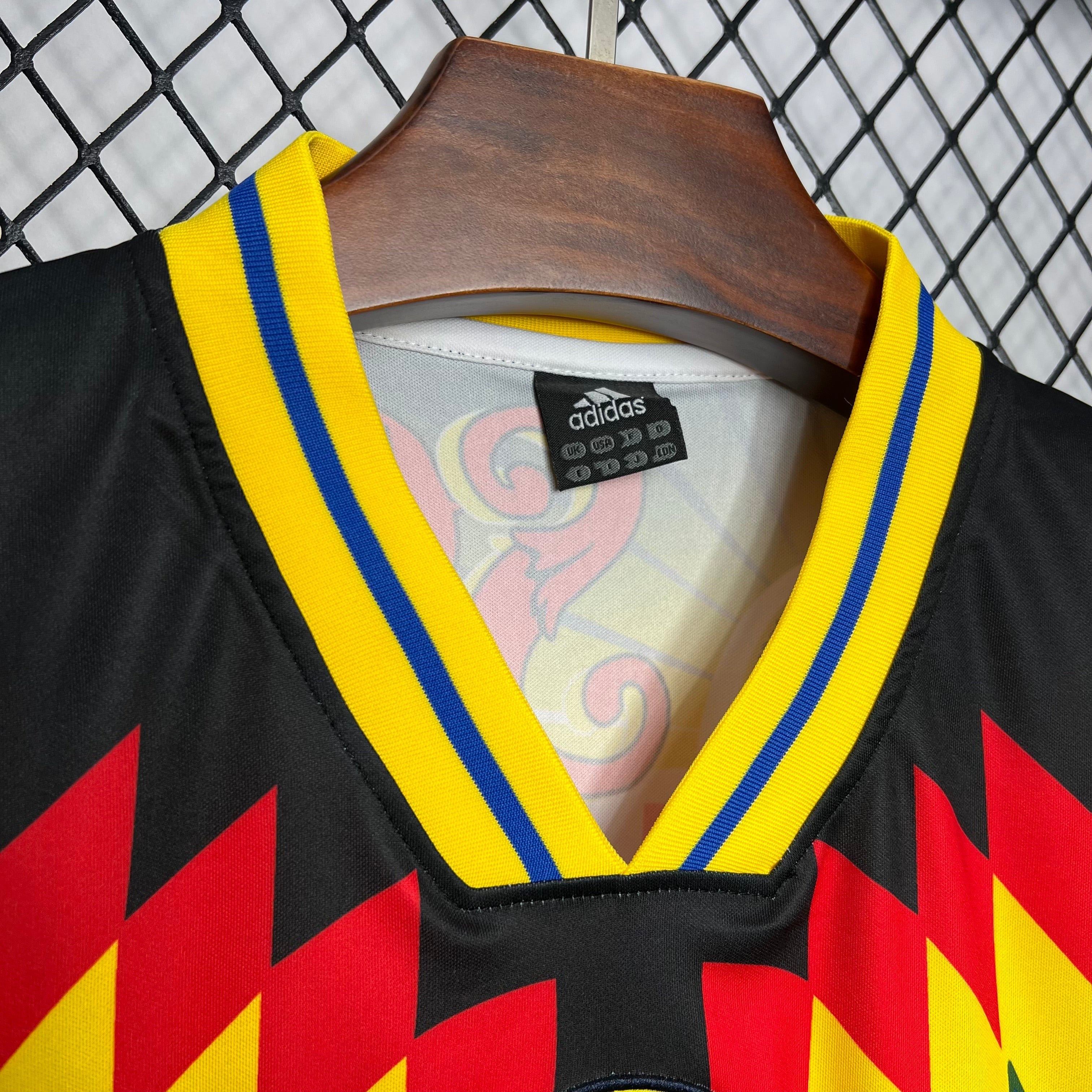 BAJO ENCARGO CLUB AMÉRICA VISITANTE DOS RETRO 1995 VERSIÓN FAN