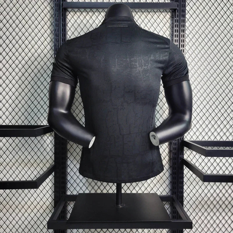 BORUSSIA DORTMUND EDICIÓN ESPECIAL "ALL BLACK" 2023/24 VERSIÓN JUGADOR