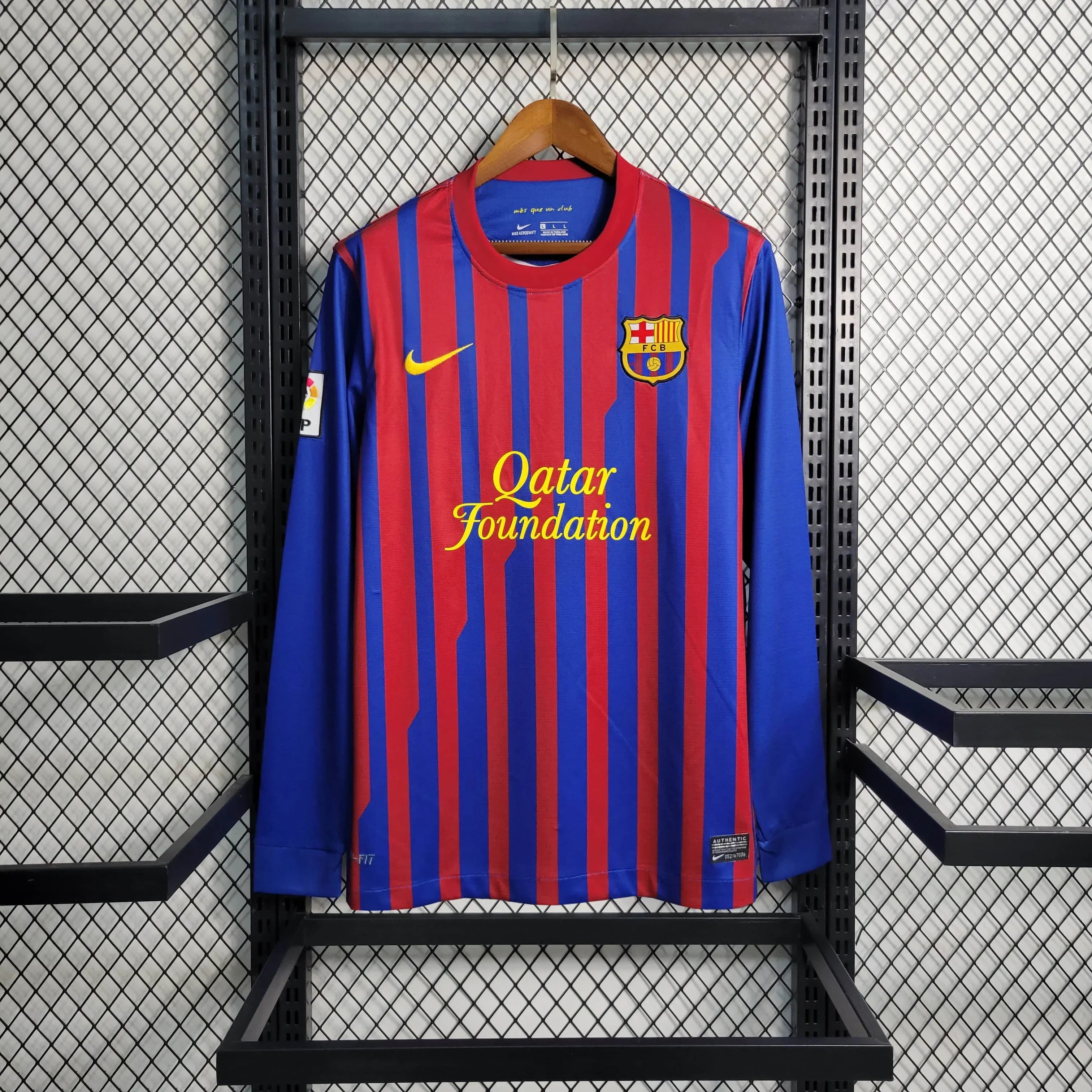 FC  BARCELONA RETRO MANGA LARGA 2011/12 VERSIÓN FAN