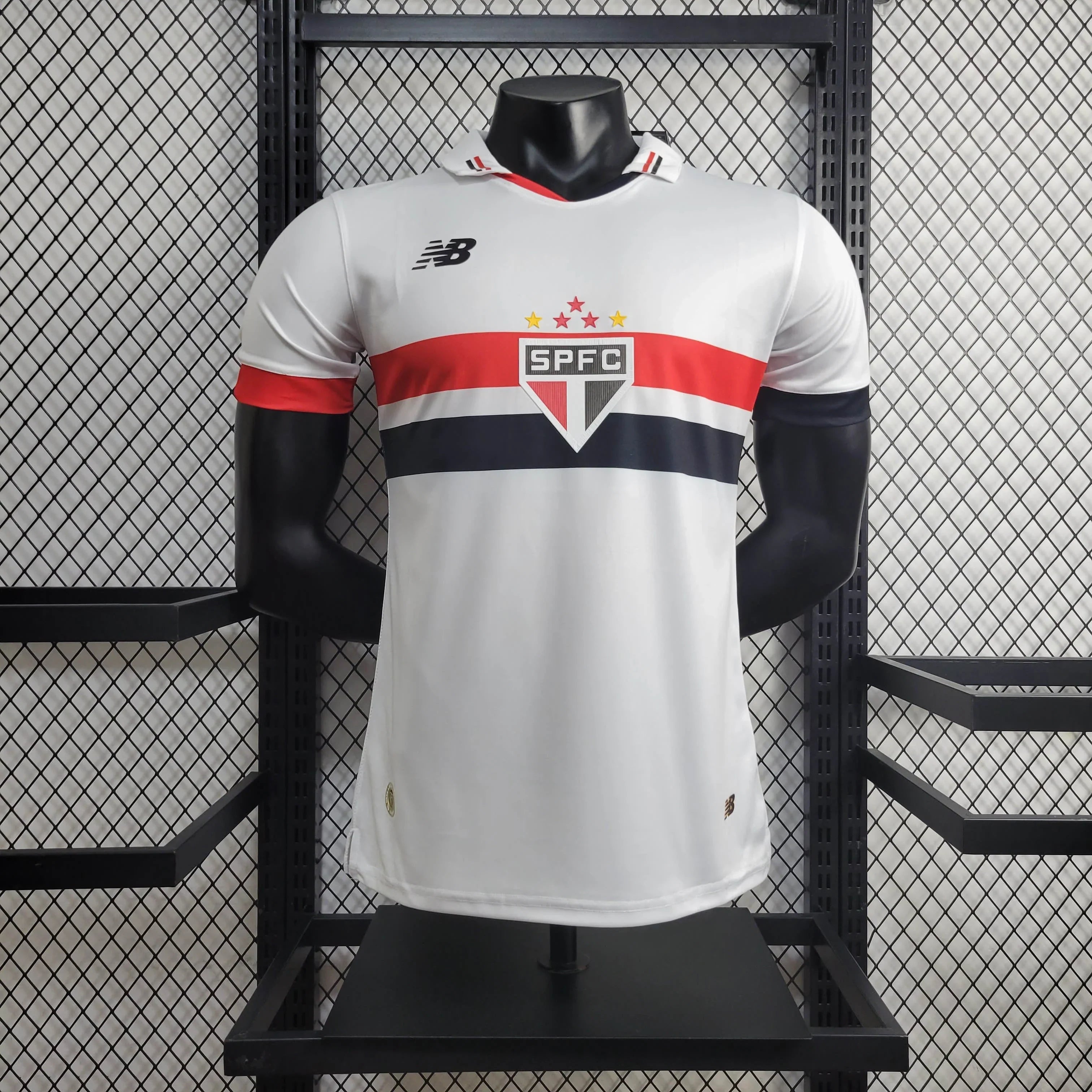 BAJO ENCARGO SAO PAULO LOCAL 2024 VERSIÓN JUGADOR
