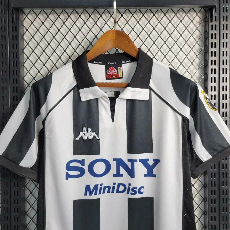 JUVENTUS HOME 1997 FAN VERSION
