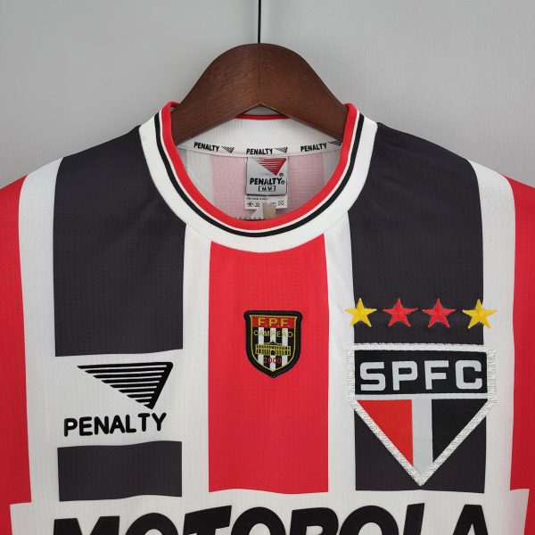 BAJO ENCARGO SAO PAULO VISITA 2000 VERSIÓN FAN