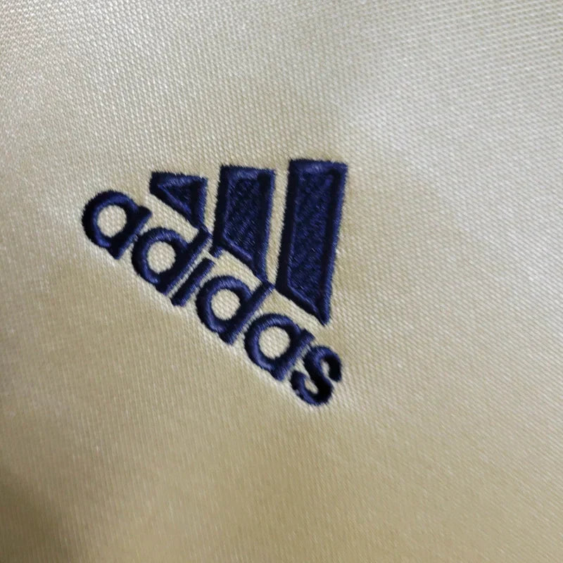 BAYERN MUNICH VISITANTE RETRO 2004/05 VERSIÓN FAN