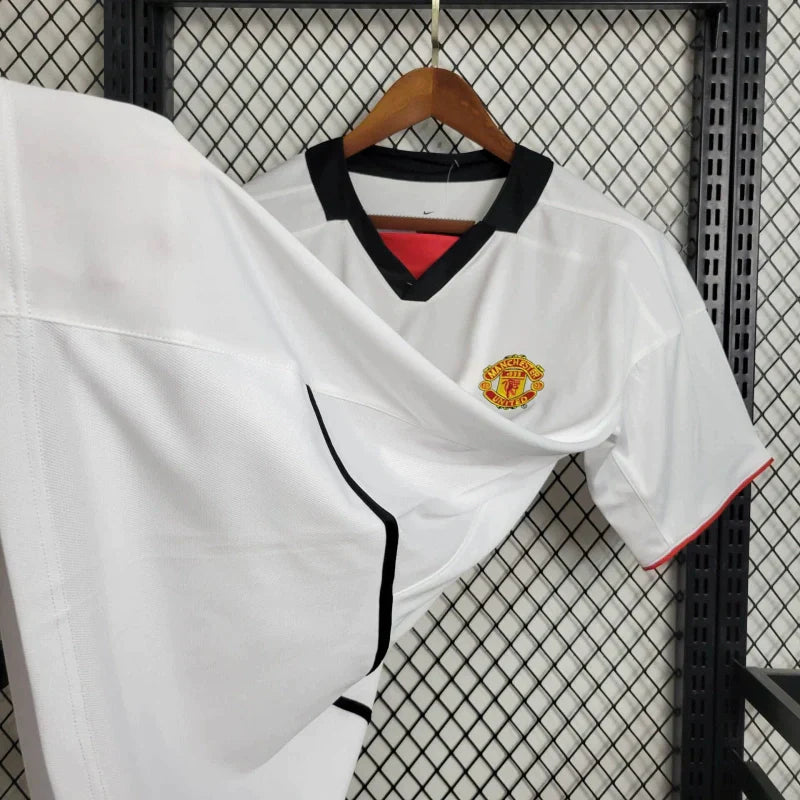 MANCHESTER UNITED AWAY 2002 FAN VERSION