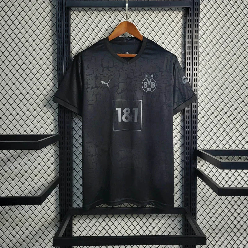 BORUSSIA DORTMUND EDICION ESPECIAL "All Black" 2023/24 VERSION FAN