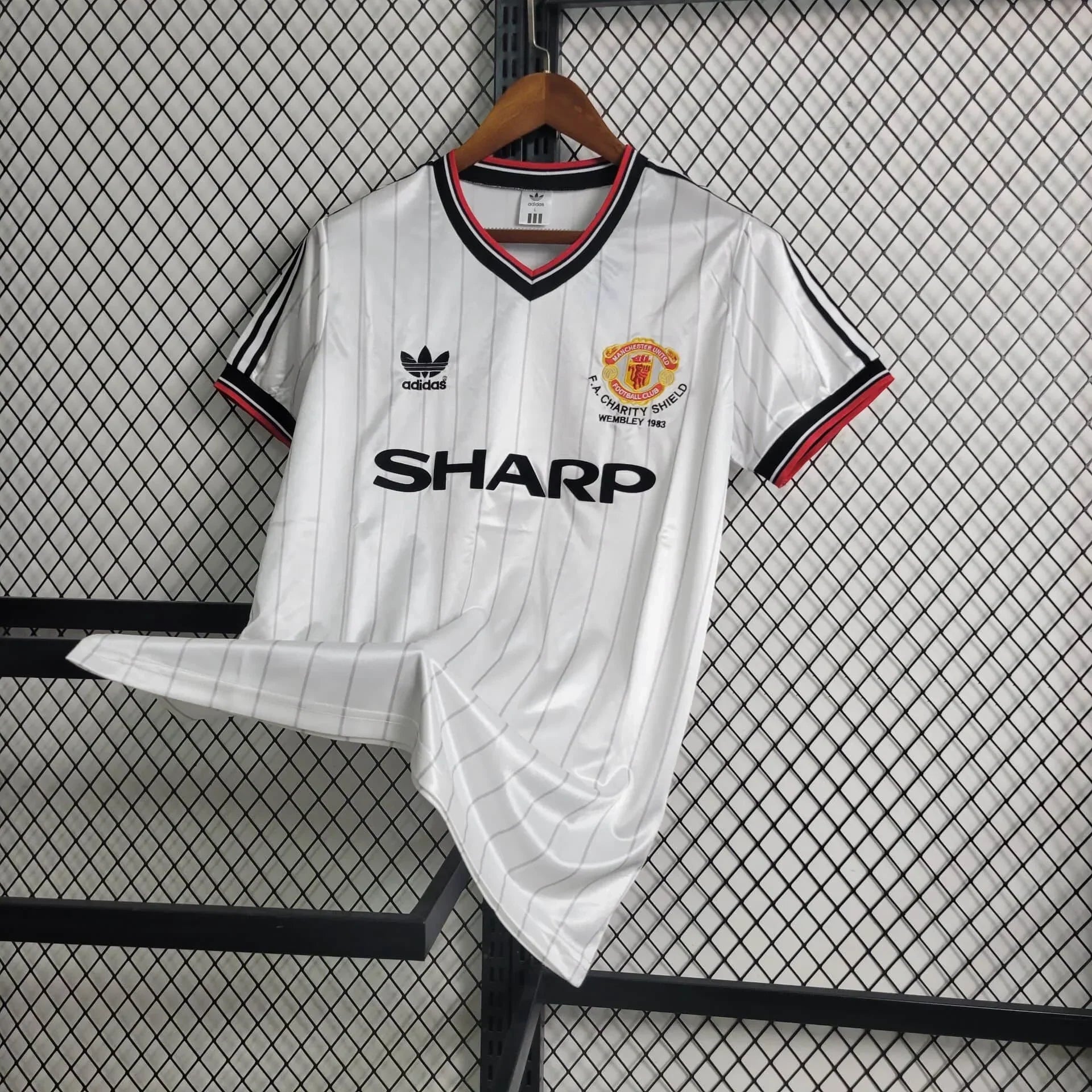 MANCHESTER UNITED AWAY 1983 FAN VERSION